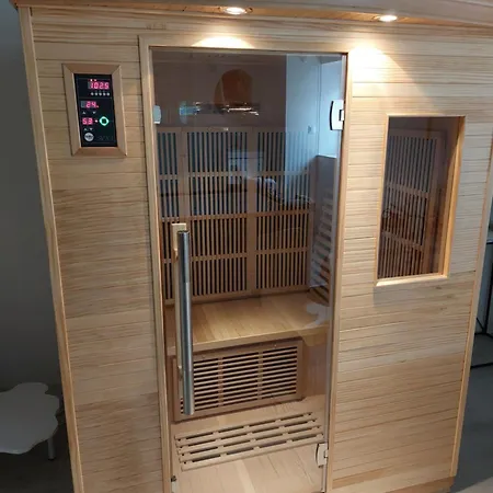 Les Delices Rooms-loveroom White * אנז'ה